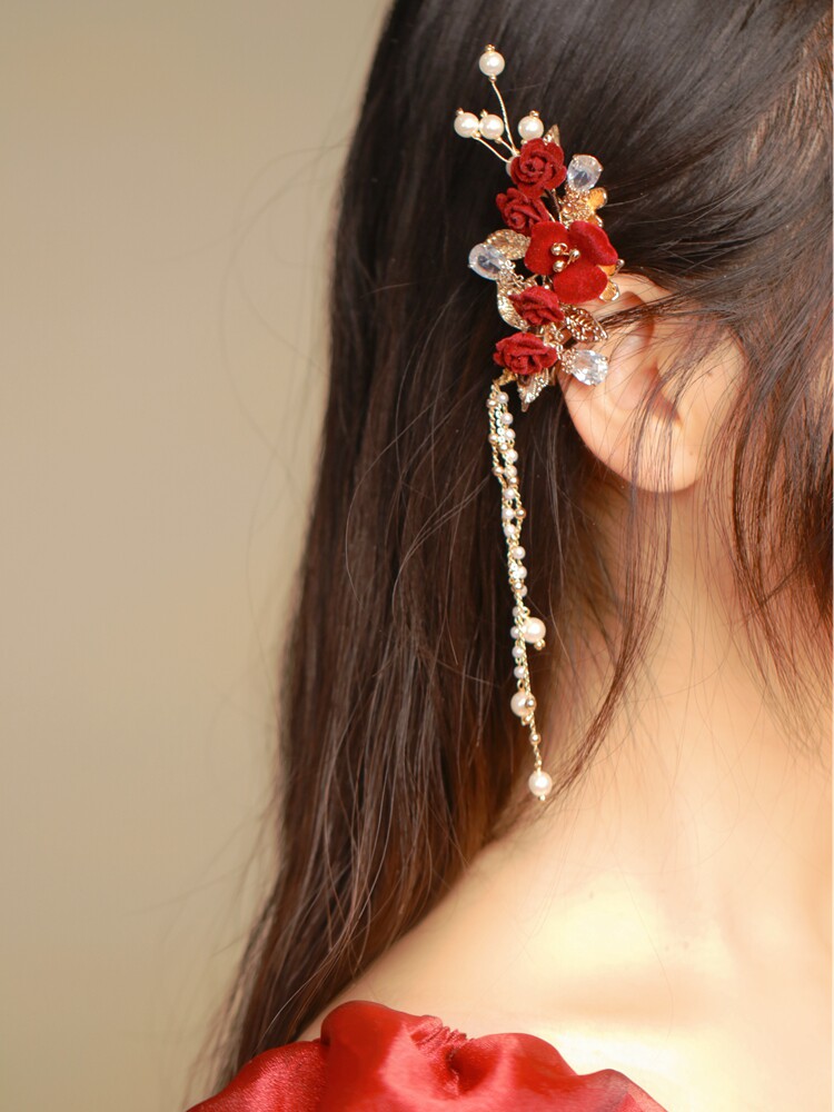 敬酒服头饰新娘简约气质红色布绒花发夹新款流苏婚纱结婚礼服发饰