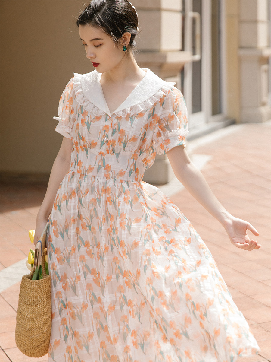 法式复古初恋茶歇连衣裙夏季新款娃娃印花雪纺连衣裙