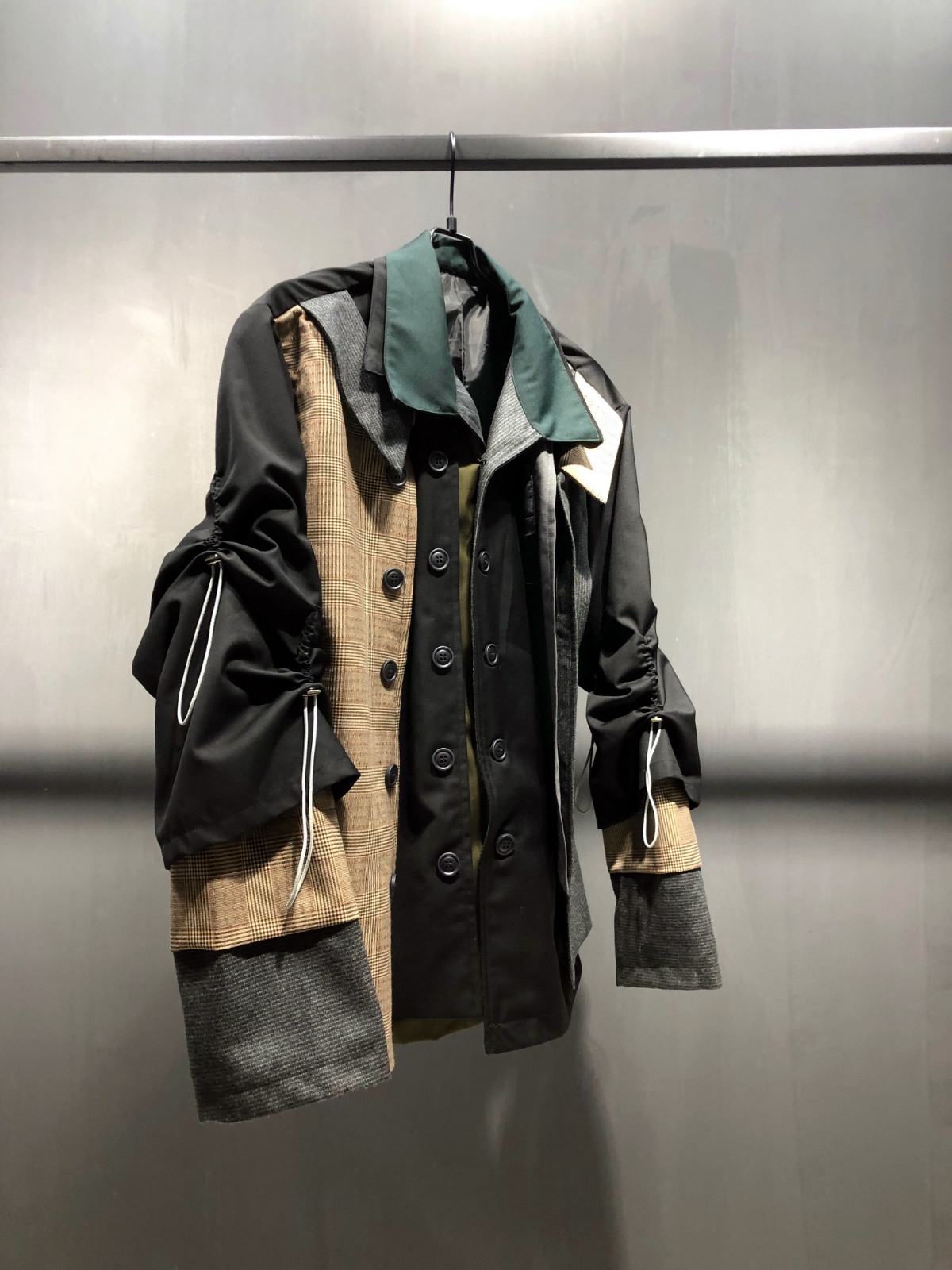 重工撞色拼接立体假3件夹克外套不规则解构单衣抽绳宽松男女情侣