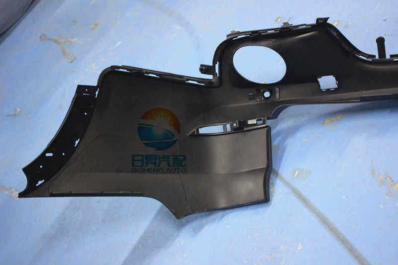 适配宝马x5e70后杠保险杠包围保险杠