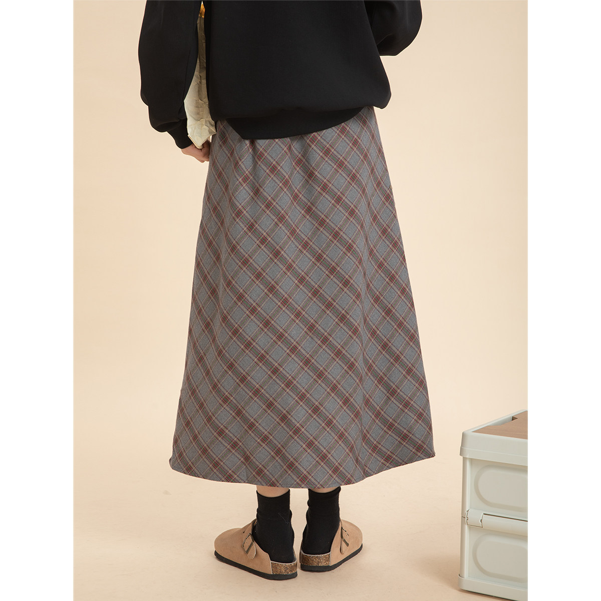 lrud格子半身裙女秋冬2022新款韩系ins风穿半身裙