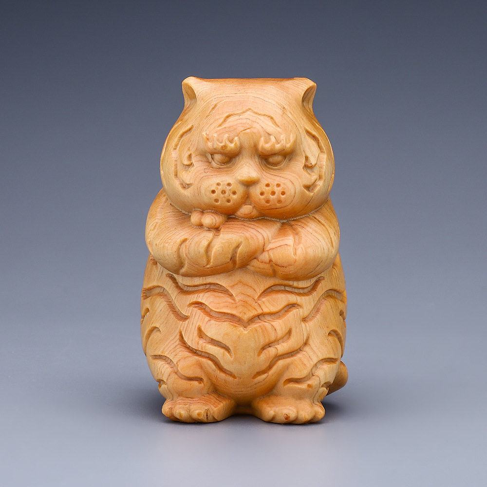 崖柏木雕萌虎文玩摆件萌宠老虎车载木质工艺品摆件