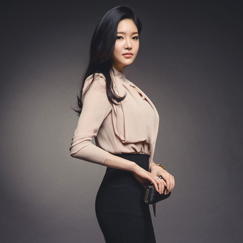 洋气职场ol女神范衣服衬衫女衫气质小众设计蕾丝衫