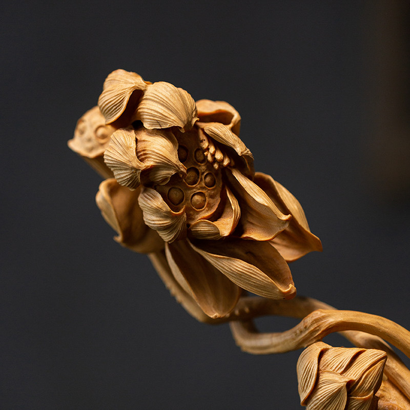 实木木纯手工雕刻黄杨木雕手把荷花螃蟹和谐木雕