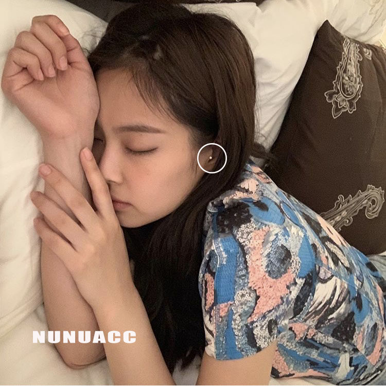 blackpink金智jennie同款简约纯银迷你水钻18k金耳骨耳钉