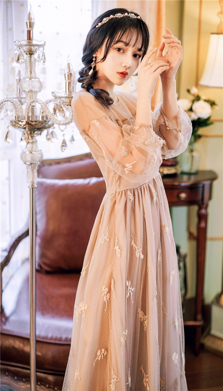 温柔仙气超仙森系长袖连衣裙仙女过膝复古法式连衣裙