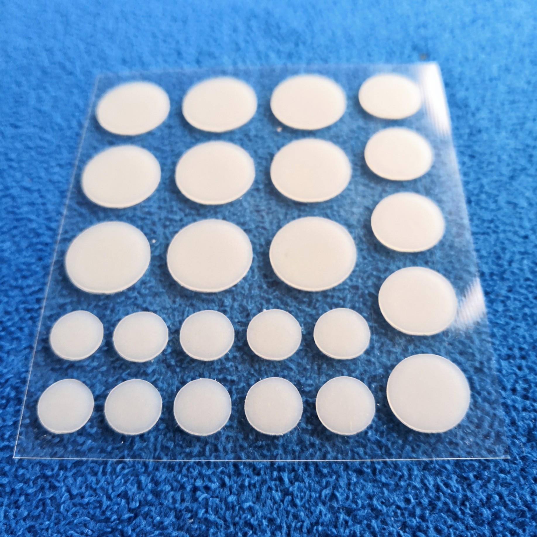 痘痘透明男女通用日夜隐形贴净抖音胶体水胶户外应急装备