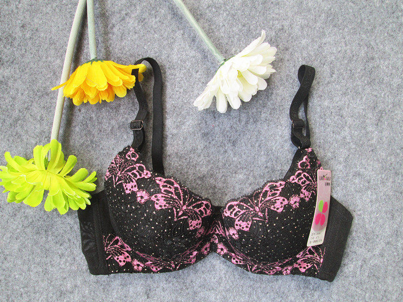 正品 原单 莲 姬烫钻 印花 a杯中厚杯 小巧两排扣少女文胸内衣