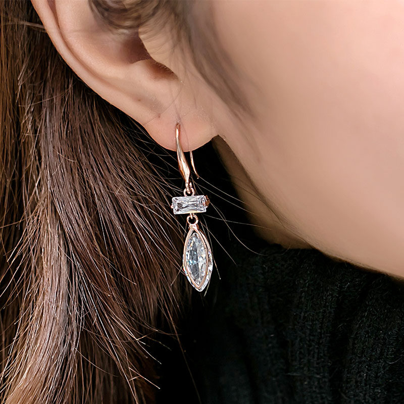 s925银耳耳环日韩简约时尚饰品气质水晶菱形水钻耳环