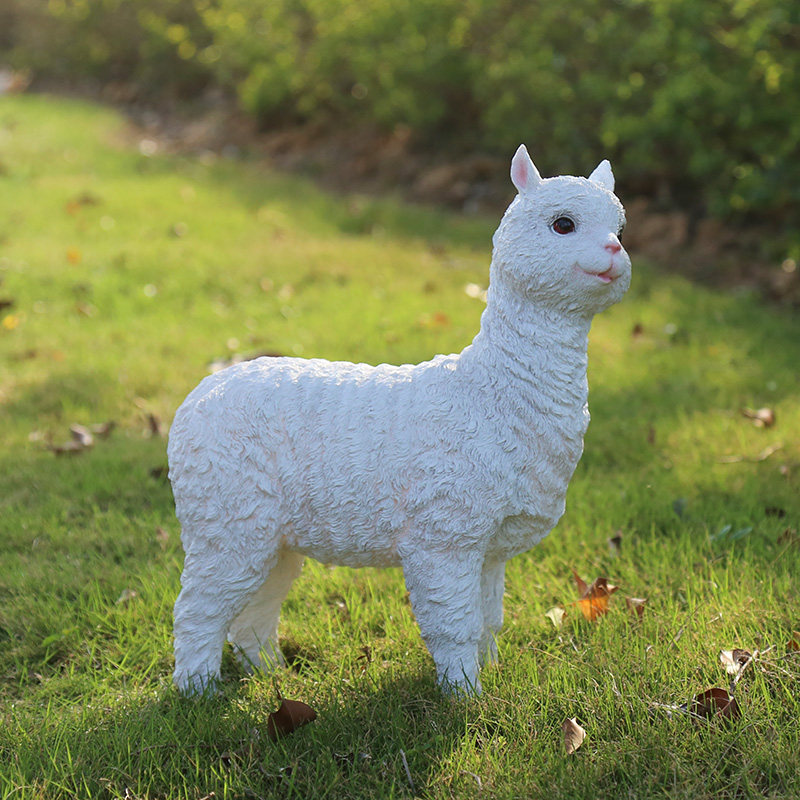 户外草坪园林景观小品仿真动物模型羊驼雕塑树脂装饰摆件