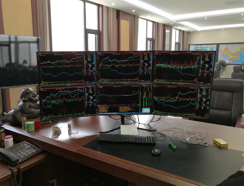 电脑六屏丰睿成炒股专业四屏多屏期货股票一机diy兼容机