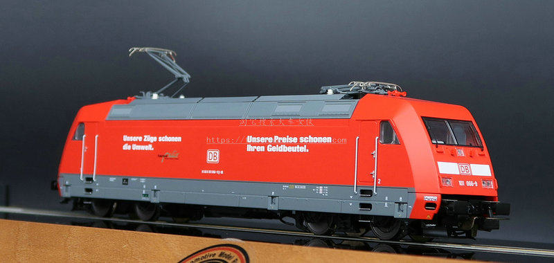 德国火车女侠模型pikobr101电力数码音效驾驶火车