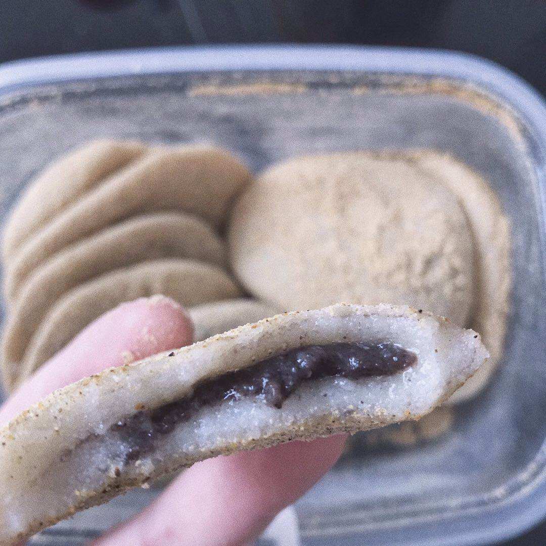 诸暨手工麻糍黄豆粉芝麻馅/豆沙馅麻糍糯米糍粑带馅10个传统手艺