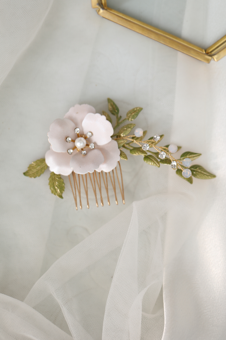 头饰清新森系花朵新娘唯美仙女范儿摄影跟妆发饰