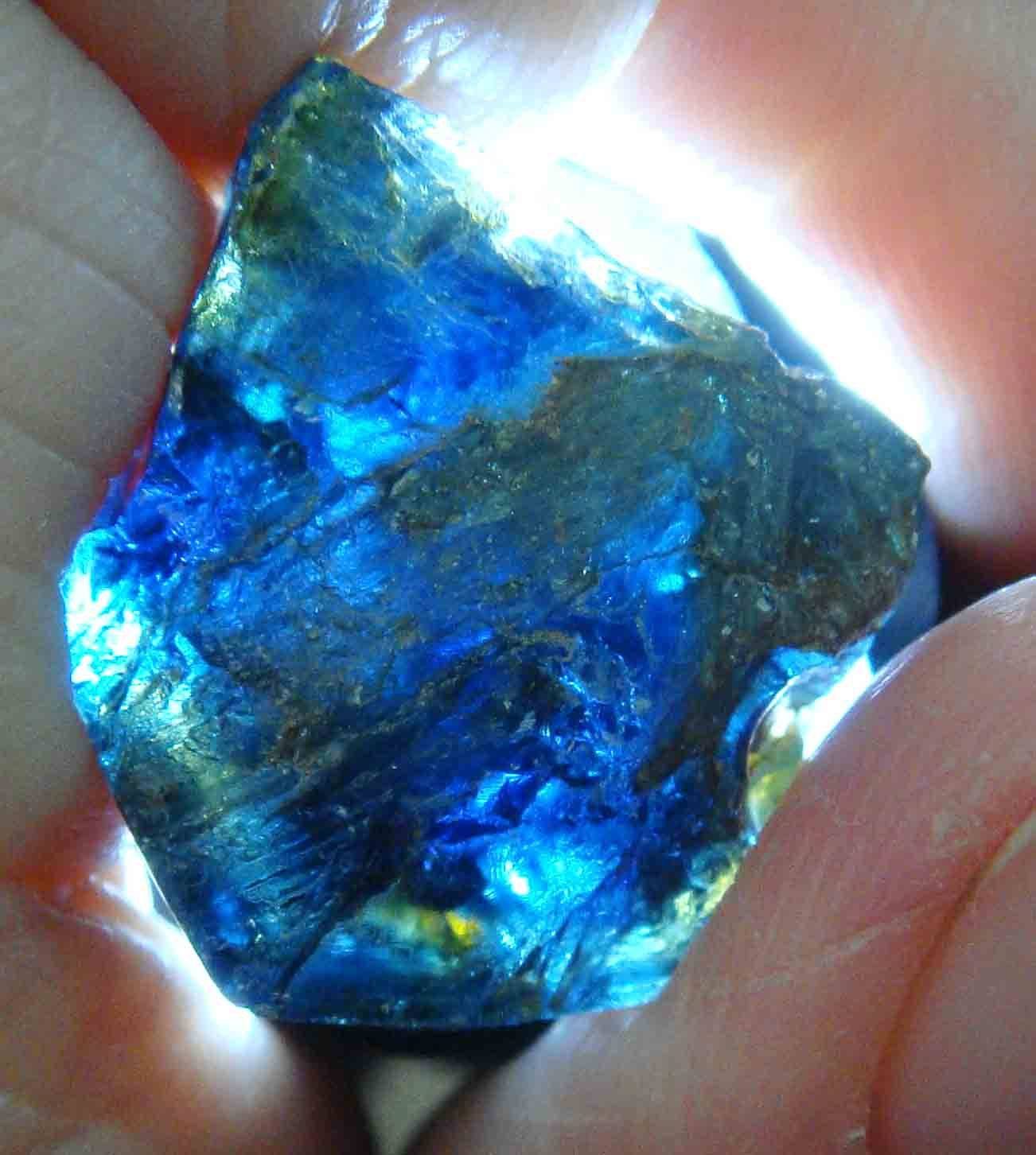 山东昌乐矿区直销306克拉天然无烧蓝宝石原石毛料其他