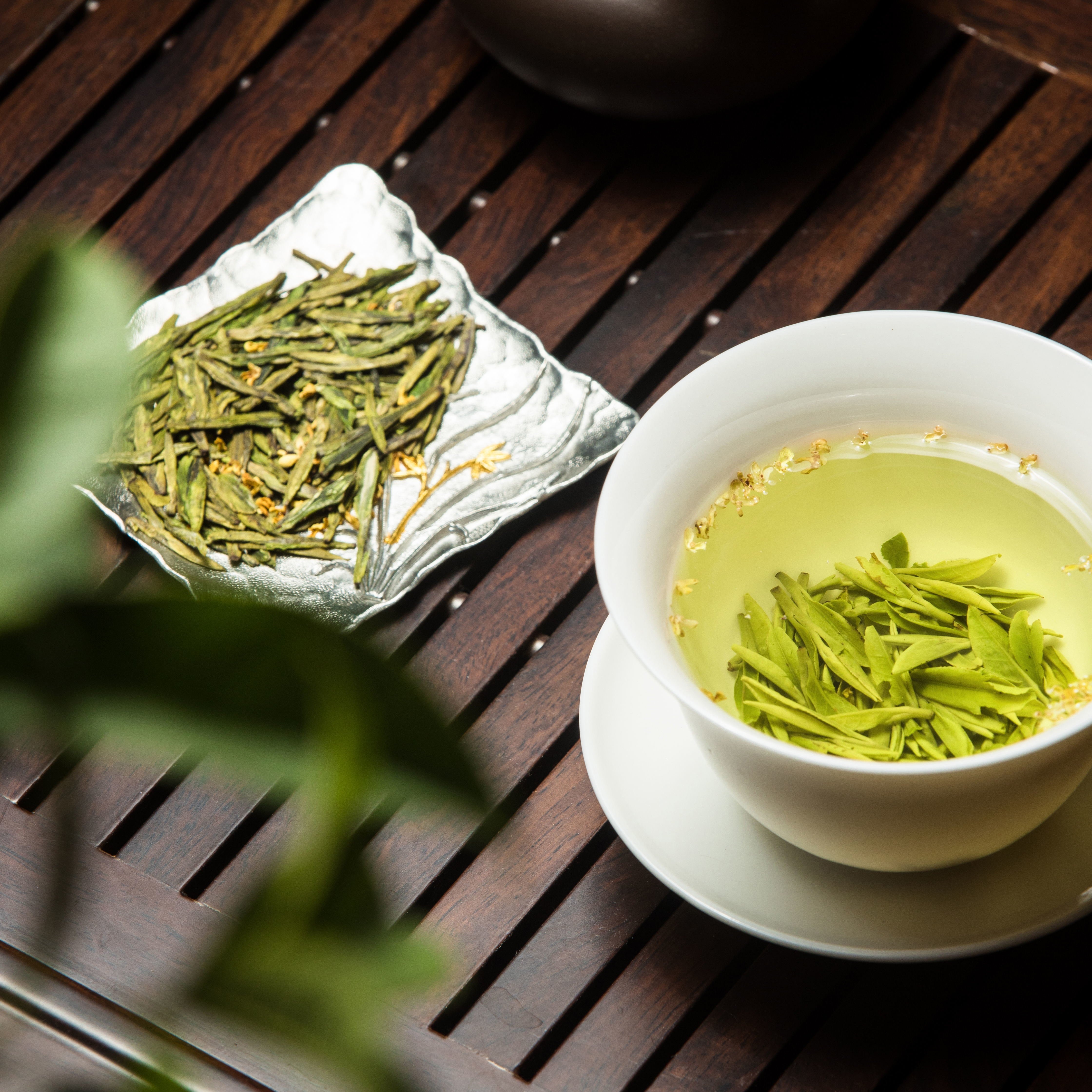 茶叶2020年西湖龙冠桂花龙井花茶精致圆罐包装其它绿茶