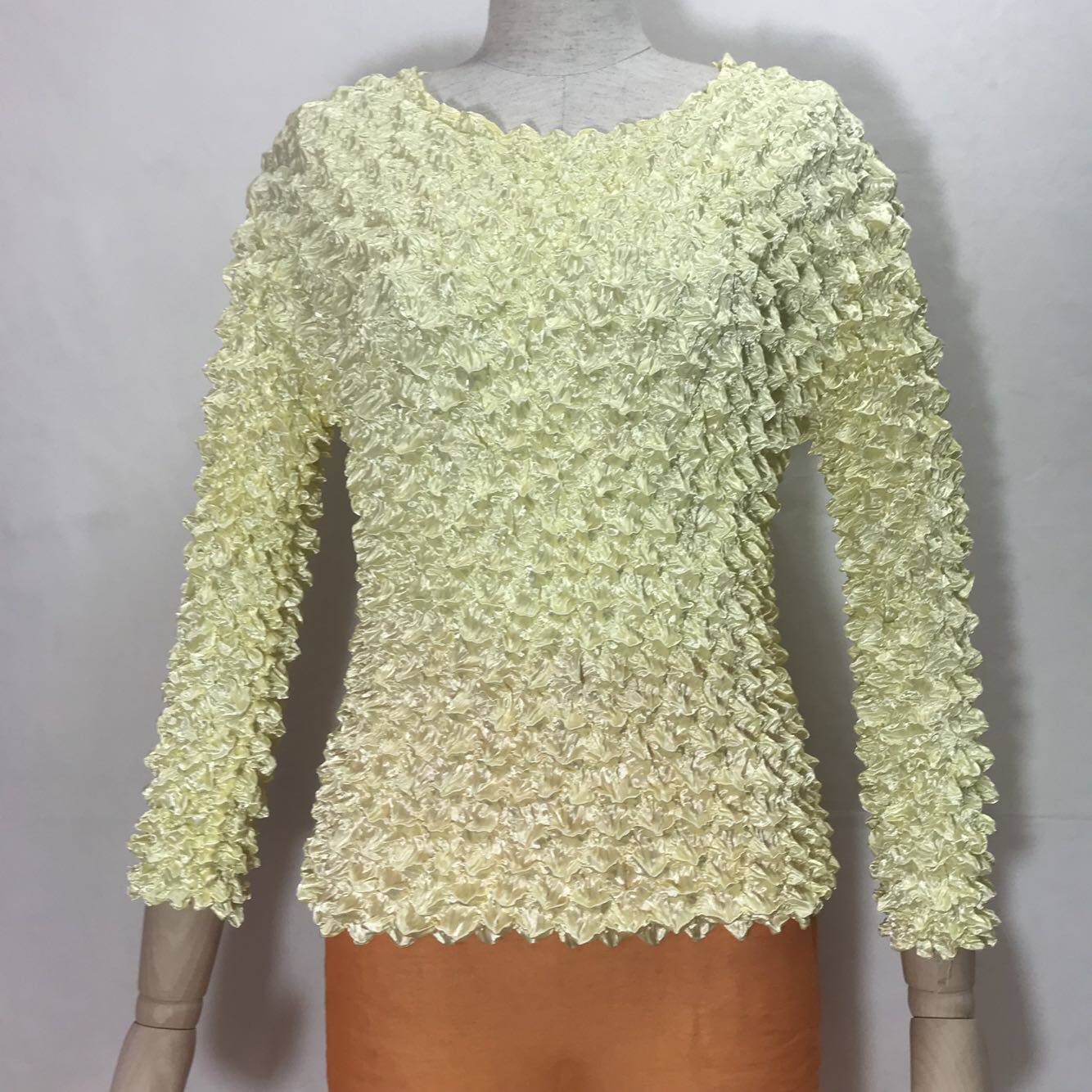 褶皱菠萝时尚泡泡百变魔术长袖恤大码显瘦弹力t恤