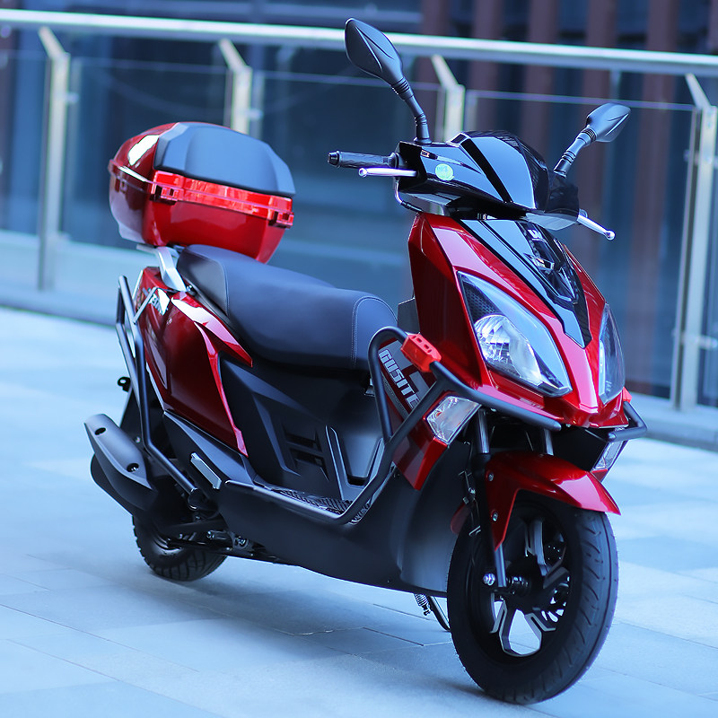 望江铃木uy125cc踏板车摩托车燃油油车电喷省整车全国摩托车整车