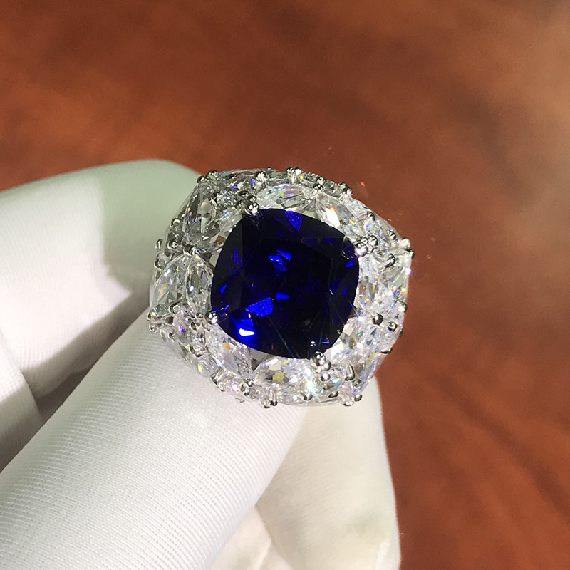 蓝宝石卓蝶珠宝6克拉枕形戒指奢华群镶钻戒女戒戒指