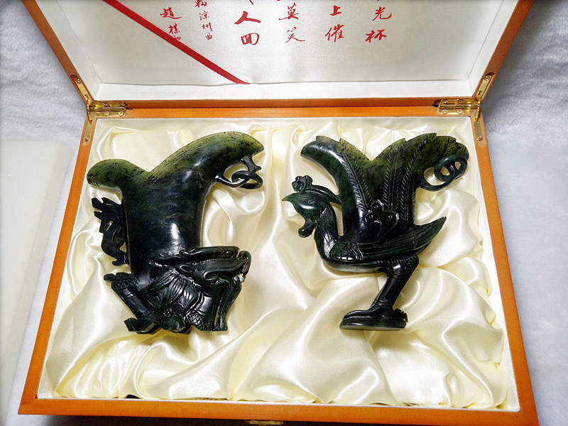 夜光仿古龙凤婚庆礼品酒杯武山鸳鸯甘肃敦煌珠宝半成品