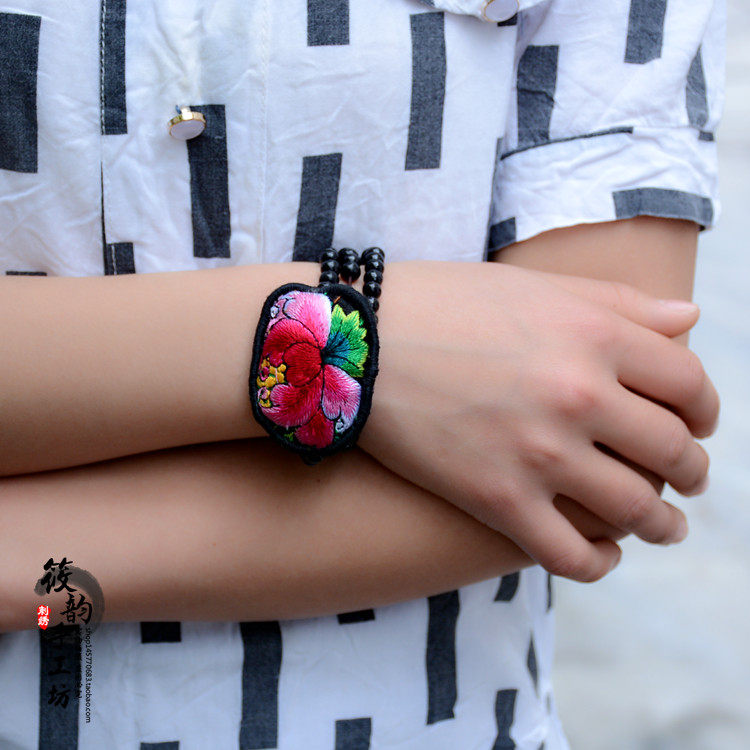 原创民族风饰品绣花刺绣手链多层手串个性夸张手链
