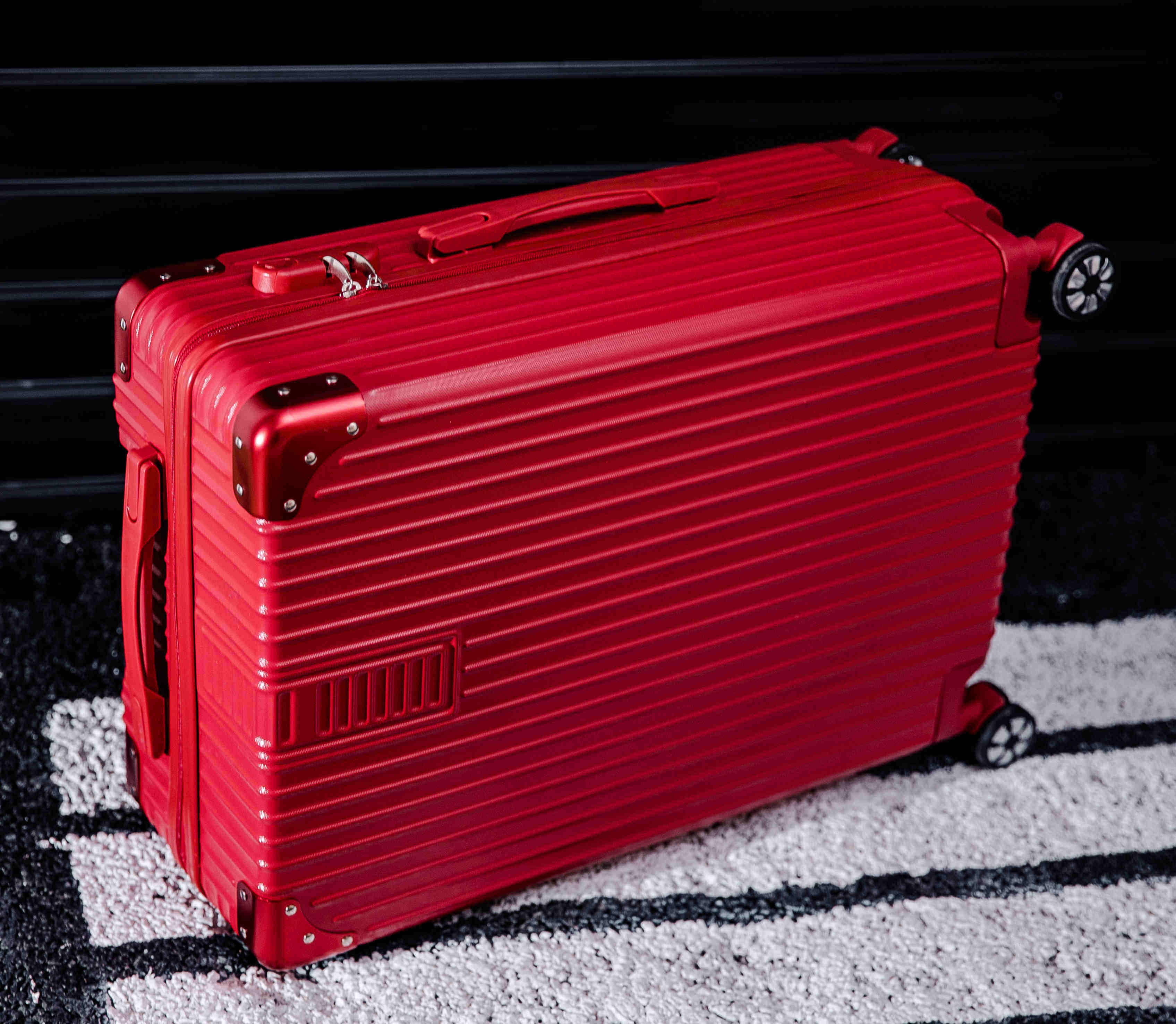 结婚行李箱新娘陪嫁红色旅行箱中国风拉杆箱密码女压箱皮箱子婚礼