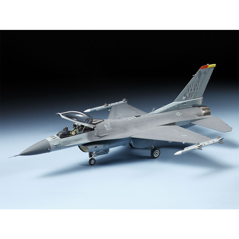 田宫拼装模型美国f-16cj战隼防空压制型战机60786航模