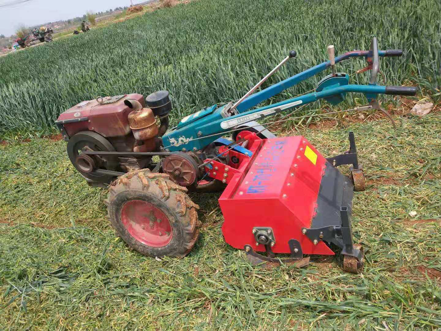 秸秆手扶拖拉机红薯杀殃机杂草粉碎机除草机田机玉米回田机耕种机械