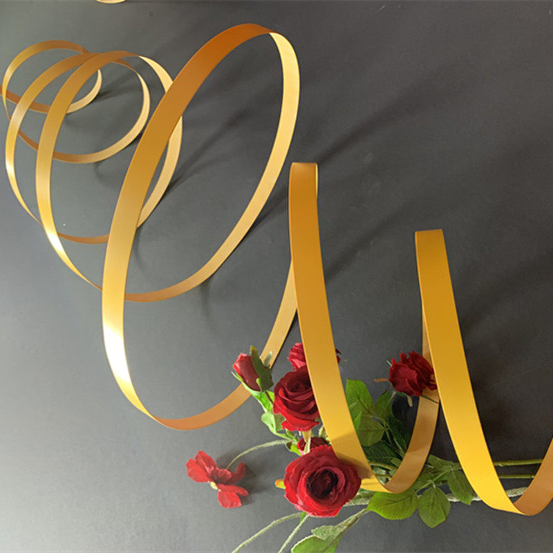 新款婚庆pvc造型绢花装扮弯曲飘带婚礼喷绘婚庆绢花