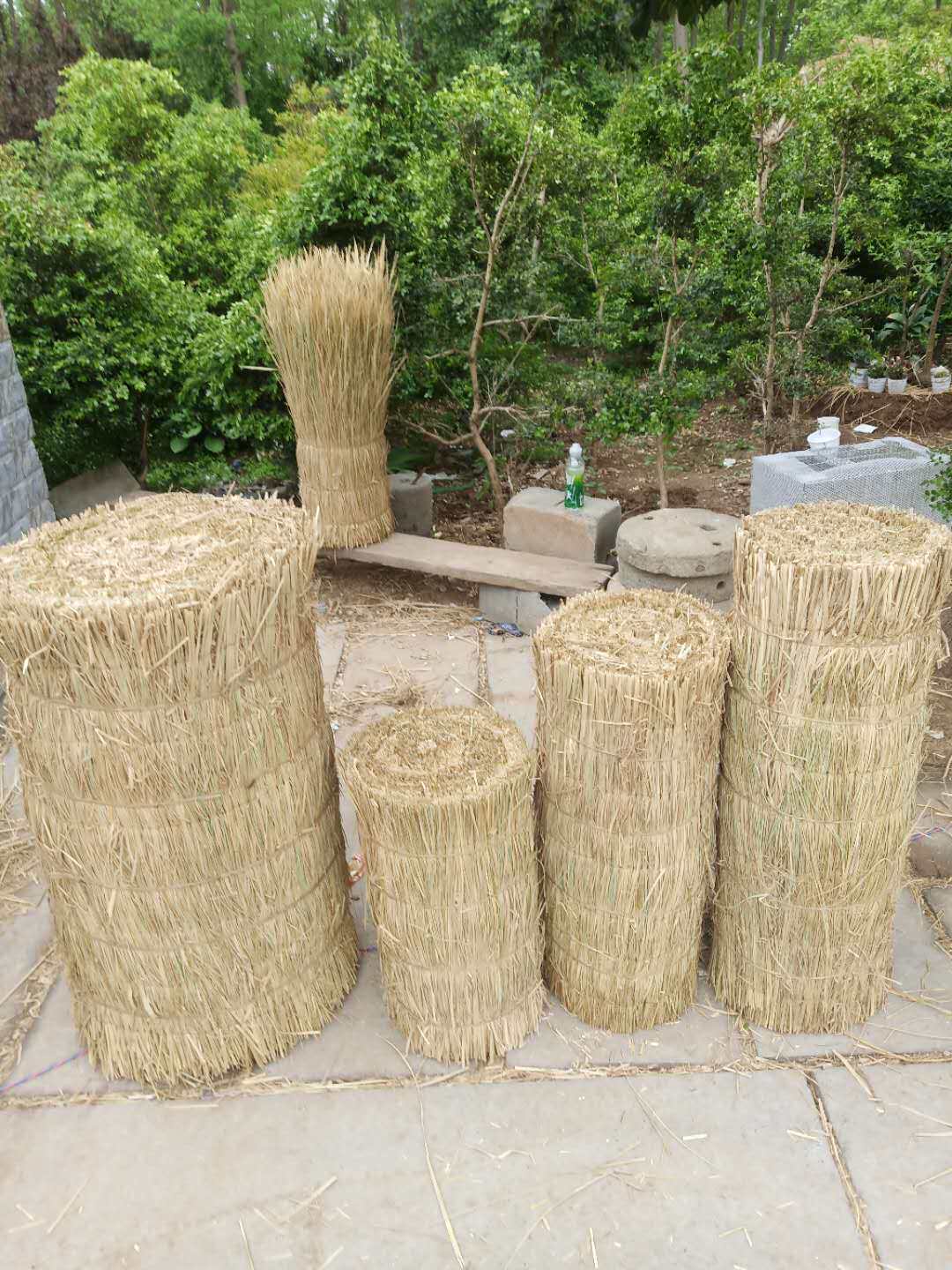 稻草草垛方形圆形凳子草堆拍摄道具打草绳等其他绳子