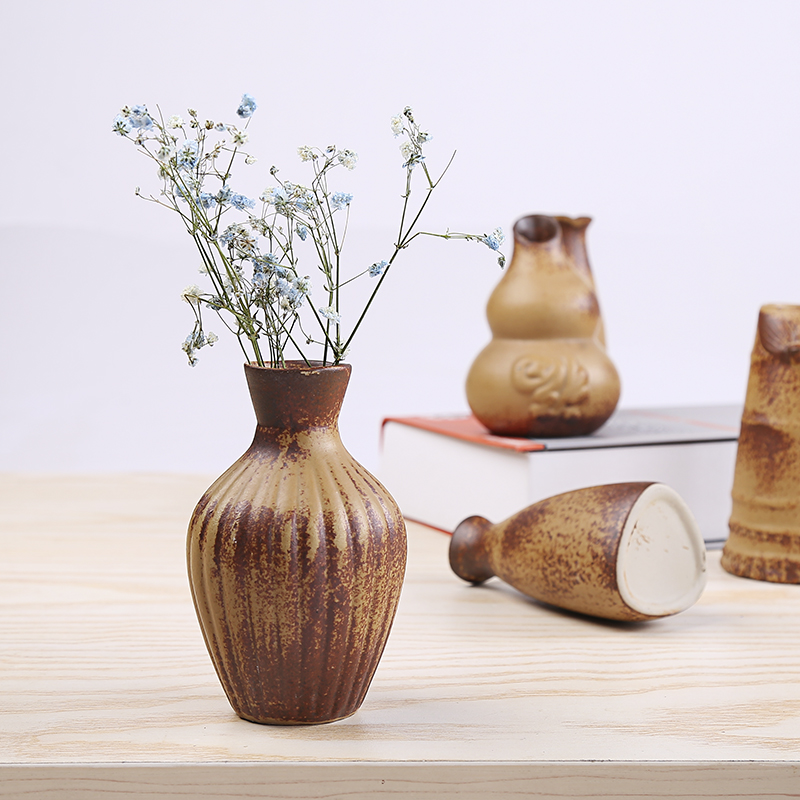 粗陶小花瓶摆件陶瓷家居客厅复古水培绿萝日式干花插清新迷你花器