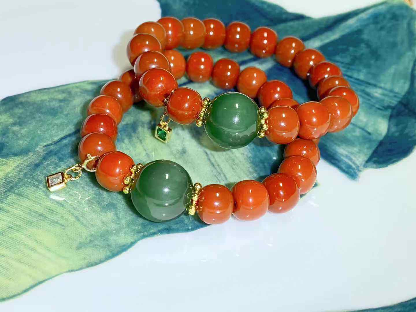 南红碧玉一抹醉人红川猫眼玉竹足金配饰24k手饰