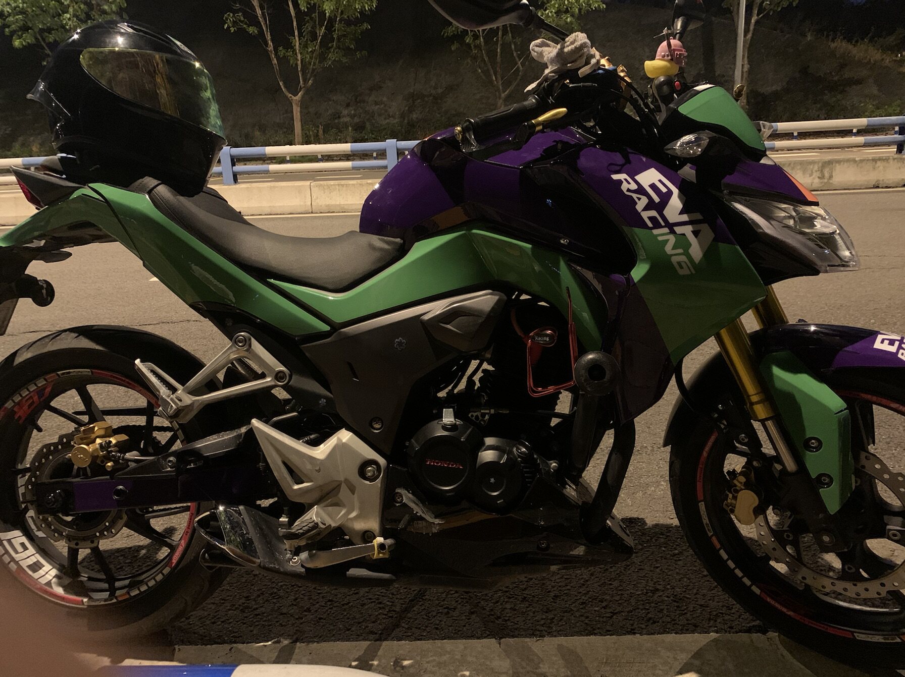 适用本田cb190r贴花三国暴风改装防水贴纸