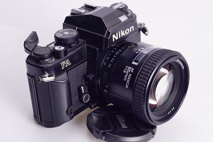 尼康nikonf2a高端机械胶片单反相机测光黑漆135胶片单反