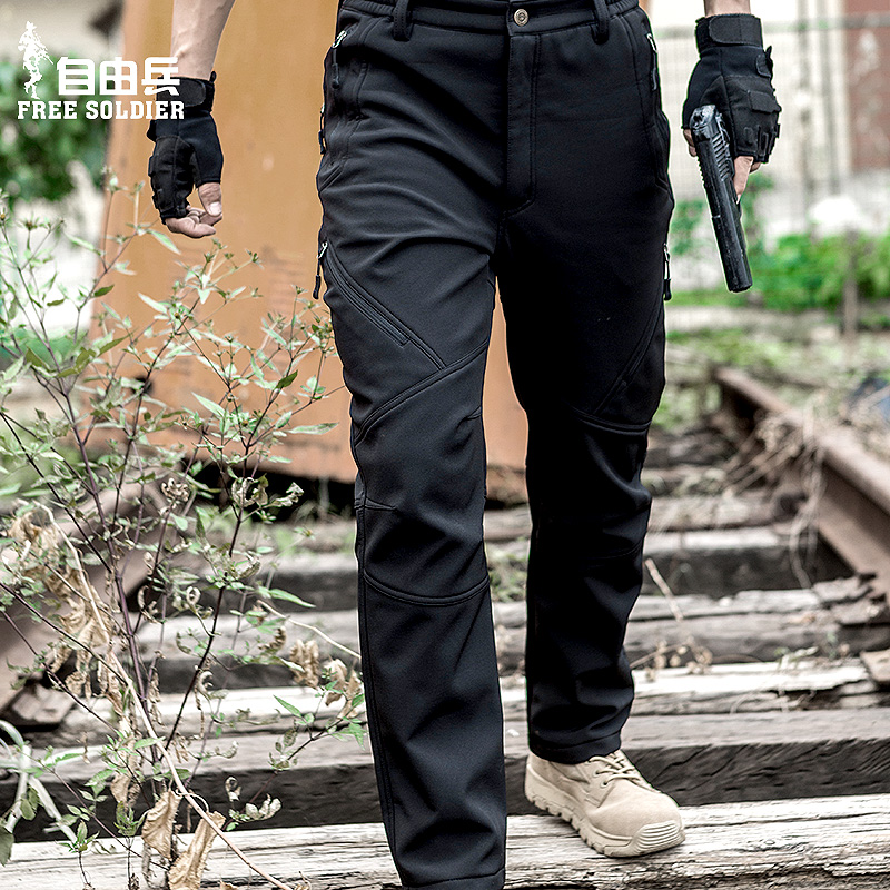自由兵软壳冲锋裤 男士秋冬户外防风保暖大码透气抓绒长裤