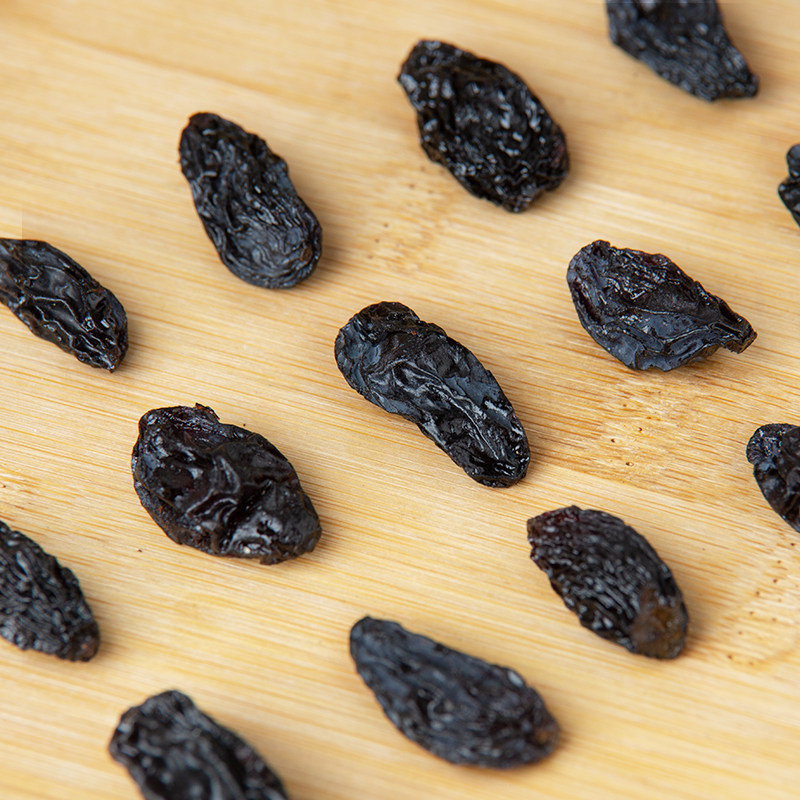 黑美人葡萄干新疆特产吐鲁番特级精品超大颗粒黑加仑葡萄干