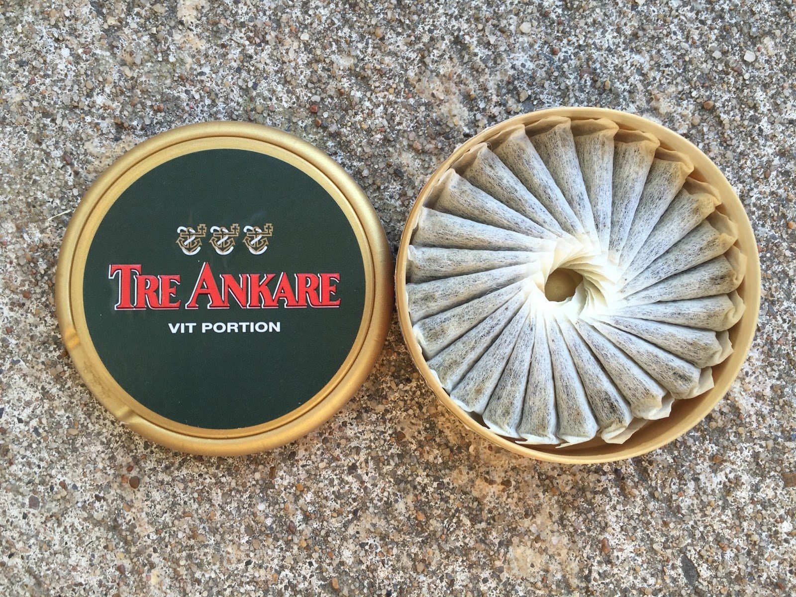 8瑞典唇烟tre ankare草药雪松烟熏尼古丁替烟进口snus