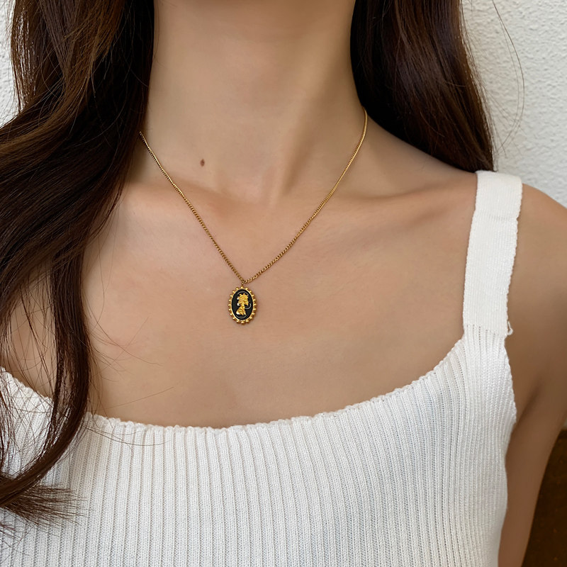 欧美复古女神头像吊坠钛钢项链女夏甜美锁骨项链
