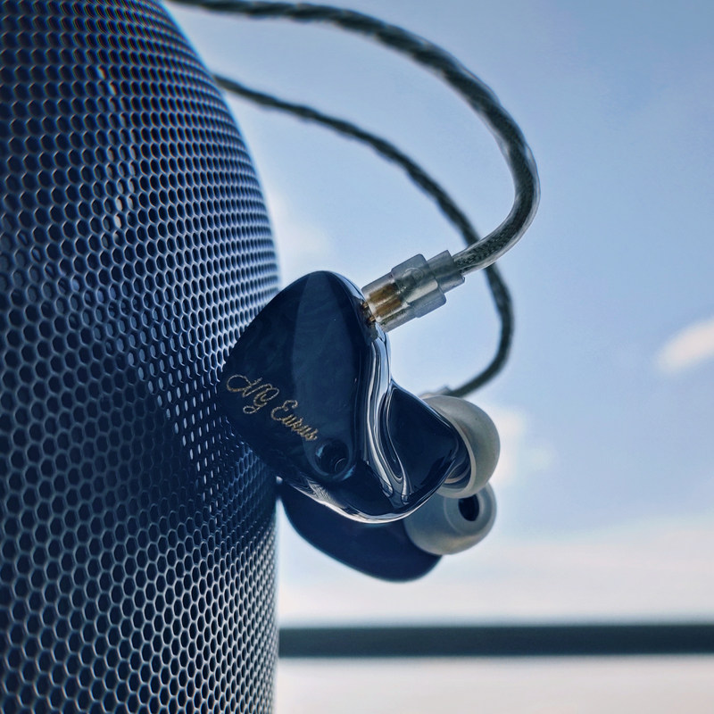 ngaudiongeurus旗舰静电耳机入耳hifi发烧耳塞游戏电竞头戴耳机