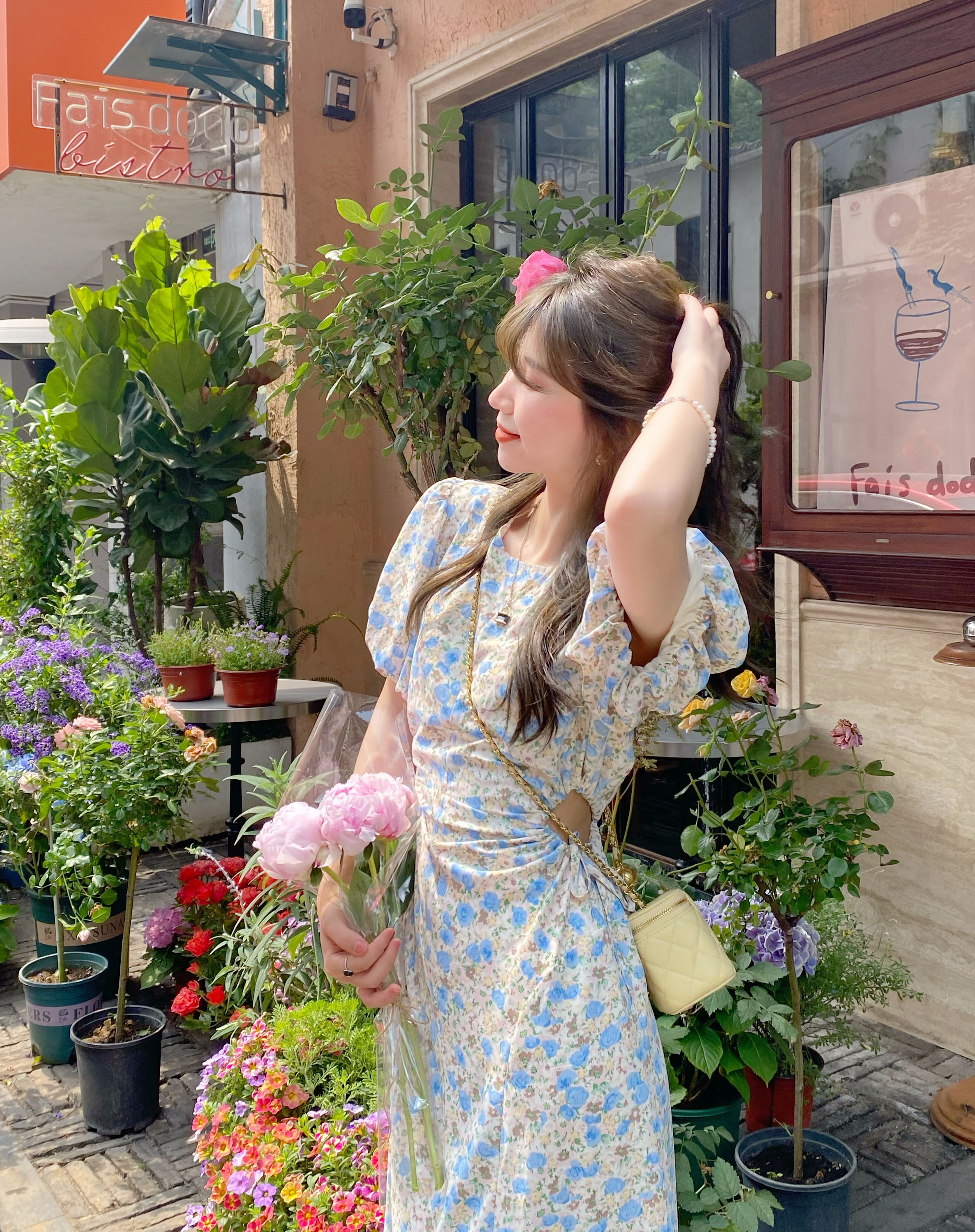 Berry 喜你而欢大庞定制 蓝色碎花抽绳镂空连衣裙泡泡袖收腰长裙