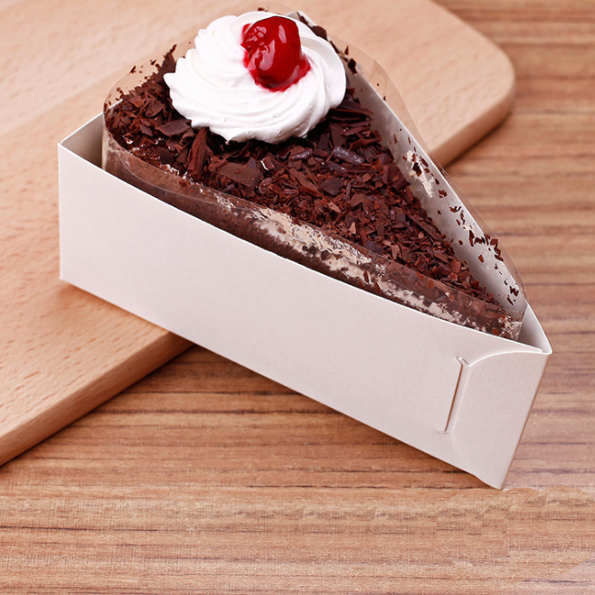 烘焙包装盒三角形蛋糕纸托 金卡切块慕斯西点盒底托食品级淋膜纸