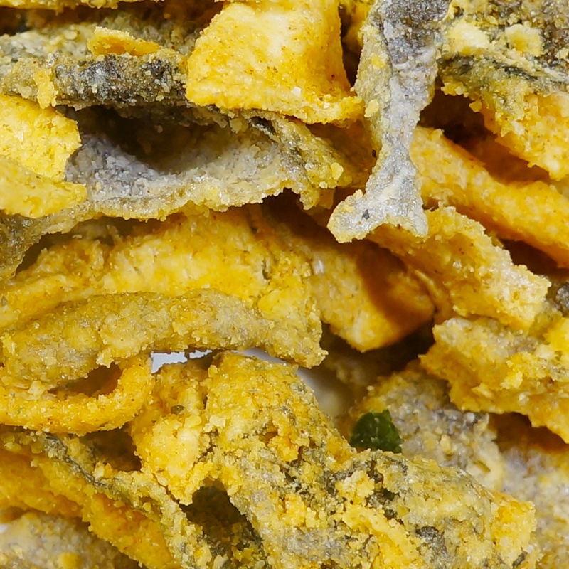 新加坡特产香味咸蛋黄鱼皮70g黄鸭咸蛋鱼皮进口零食即食港式香脆