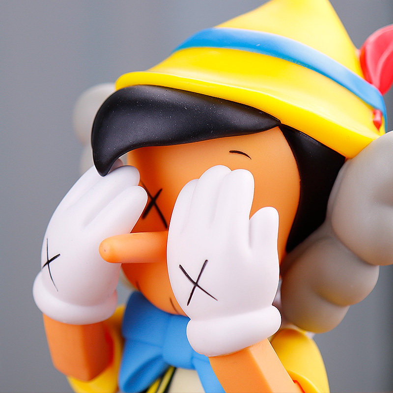 kaws礼物收藏玩偶桌面手办模型潮流圣诞匹诺潮玩盲盒