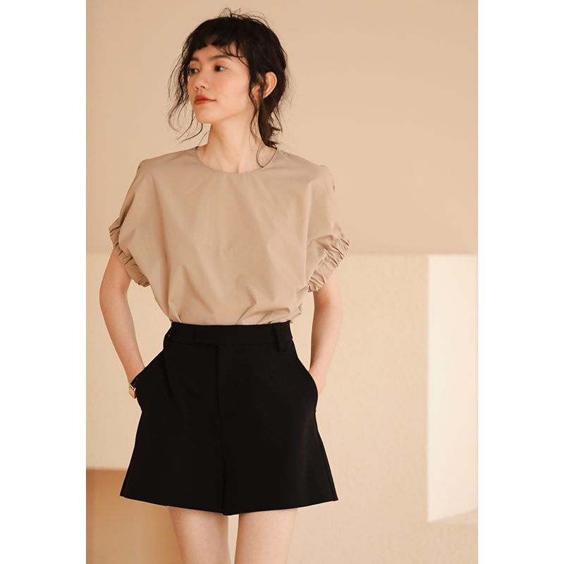 哈齿小姐22春季新款卡其色可颂遮肉显瘦连身袖抗皱圆领T恤女上衣