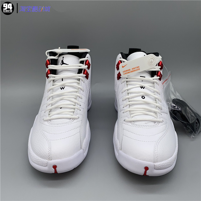 airjordanaj12白红金属芝加哥男子运动篮球球鞋篮球鞋