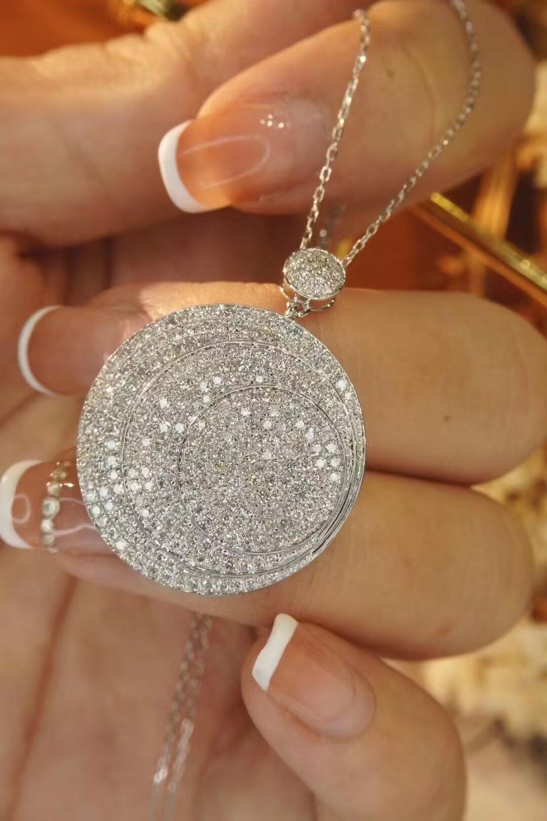 18k高品质吊坠圆饼满钻大圆钻钻石南非金镶嵌天然颈饰