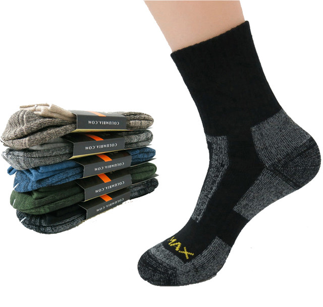Thickened warm sports socks sweatstick outdoor socks male speed dry hiking hiking socks steep running socks Skiing socks Thickened warm sports socks sweatstick outdoor socks male speed dry hiking hiking socks steep running socks Skiing socks