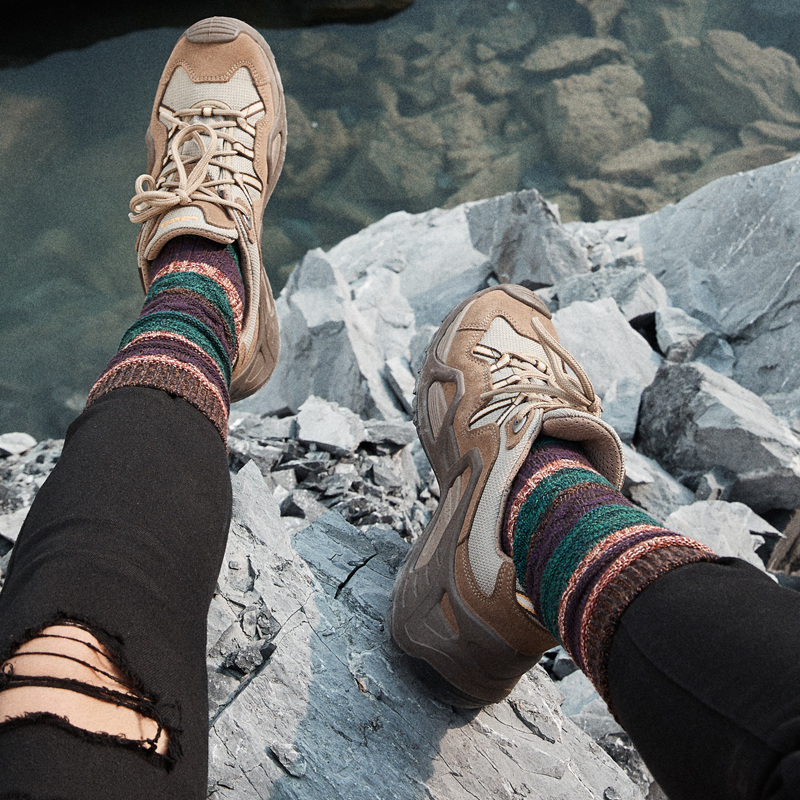 LOWA徒步鞋女GTX防水防滑ZEPHYR户外轻便T透气耐磨战术低帮登山鞋