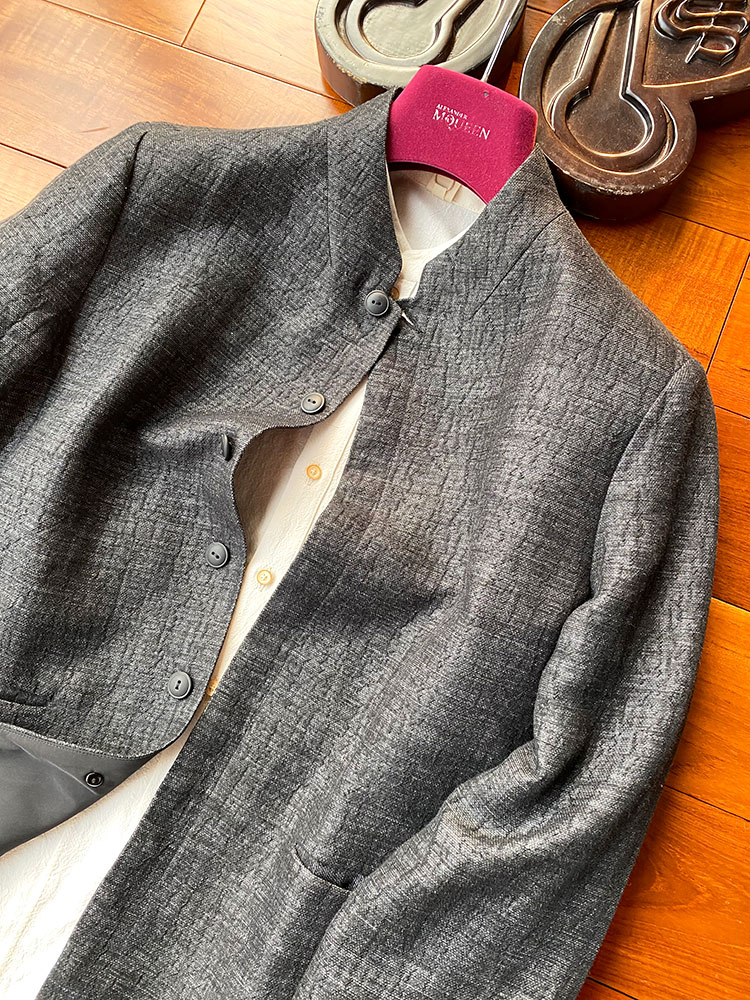 简约腔调！艺术境界！特殊肌理棉麻料高端设计师款立领夹克外套男