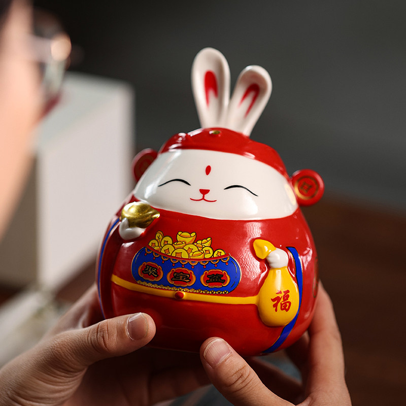 2023兔年吉祥物摆件装饰可爱招财招财兔兔子陶瓷储蓄罐